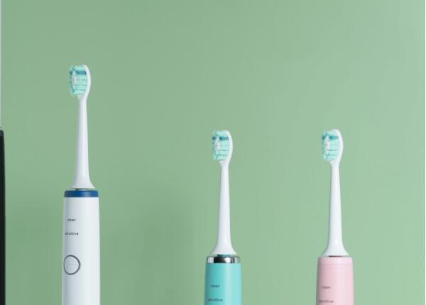 聲波牙刷沒有手動刷牙干凈？震驚！原來真相是這個