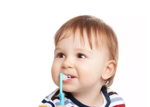 傳言：兒童使用電動牙刷有弊端！真相究竟是什么？