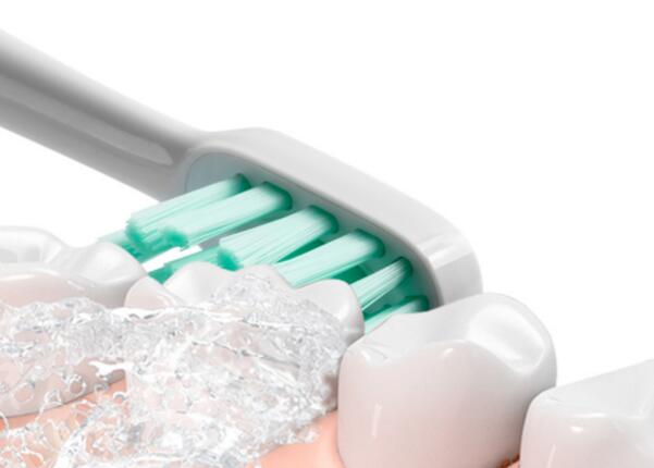 成人電動牙刷防水不好怎么辦？電動牙刷進水的解決操作介紹