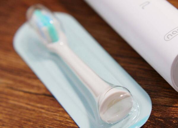 兒童聲波電動(dòng)牙刷 兒童可以用聲波電動(dòng)牙刷嗎