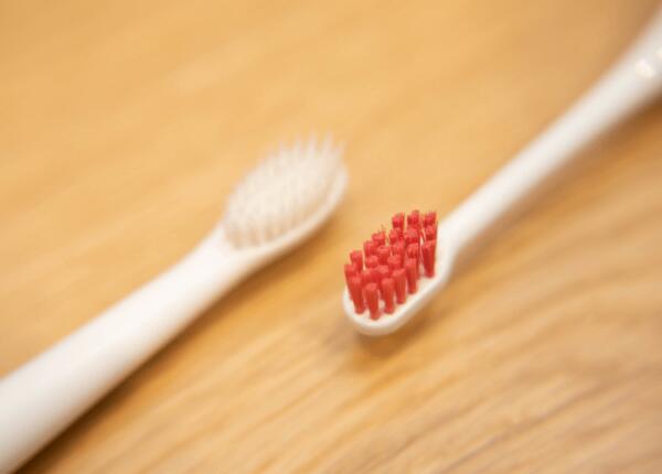 用手動牙刷出血怎么辦？告別牙齦出血小妙招