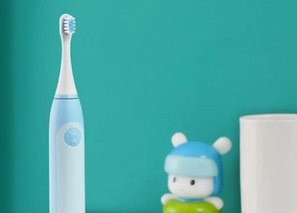 牙刷使用介紹：兒童電動(dòng)牙刷第一次使用如何操作？