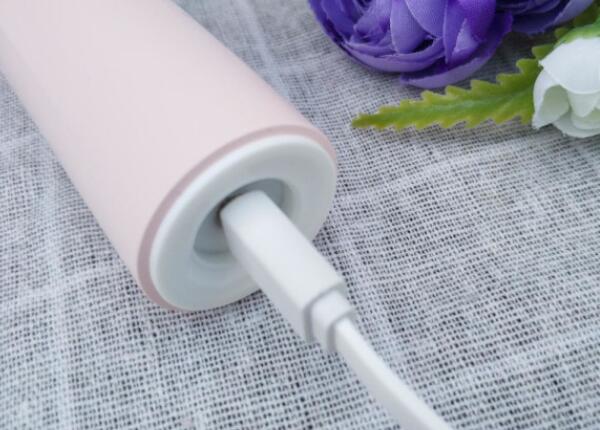 電動(dòng)牙刷有線充電 電動(dòng)牙刷無線充電好嗎