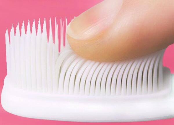 硅膠納米牙刷優(yōu)勢與使用事項 硅膠納米牙刷大頭使用注意事項