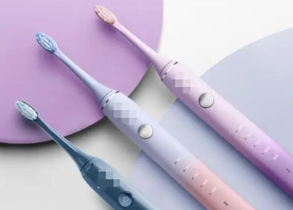 電動(dòng)牙刷清潔能力比手動(dòng)牙刷強(qiáng)嗎？電動(dòng)牙刷清潔效果佳的原因